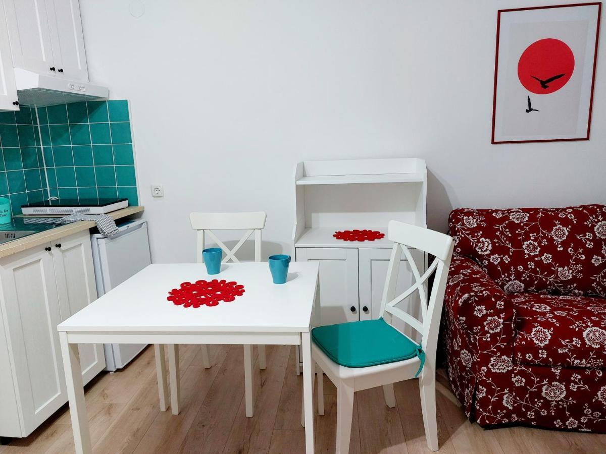 Sha La La - Charming, Unique Studio In A Historic Building Next To A Castle, Wifi, Smart Tv, Washer-Dryer Bakar Exterior foto